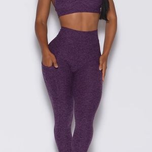 Bombshell V back leggings